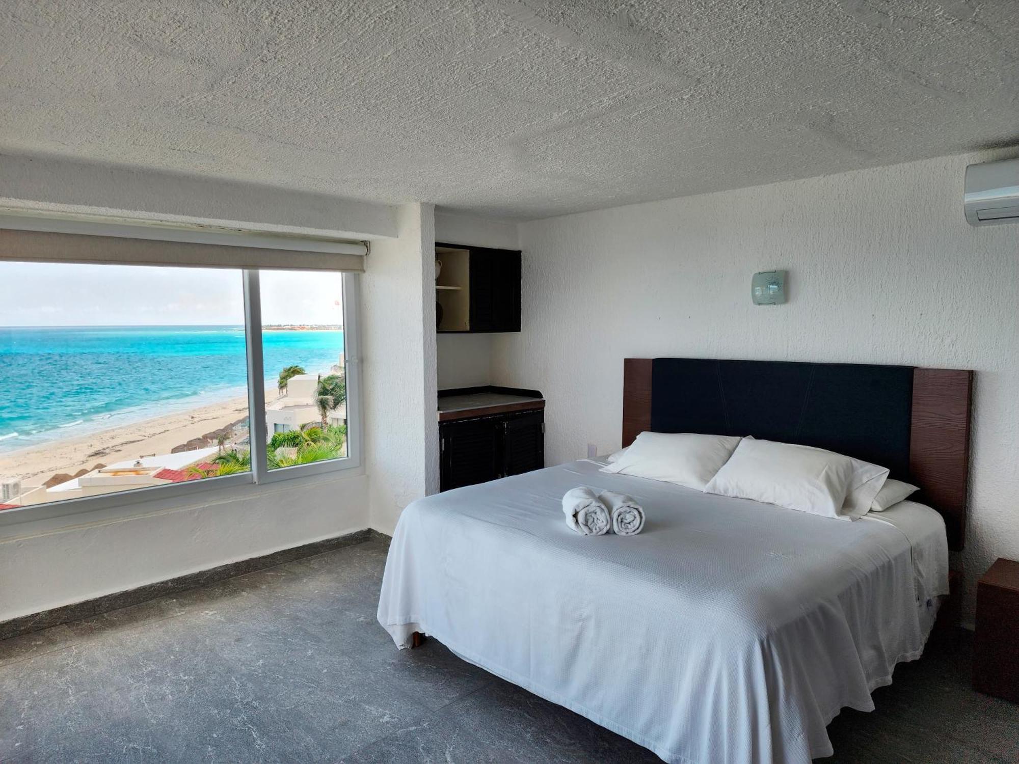Rodero By Solymar Beach Front Condos In Hotel Zone Cancún Esterno foto