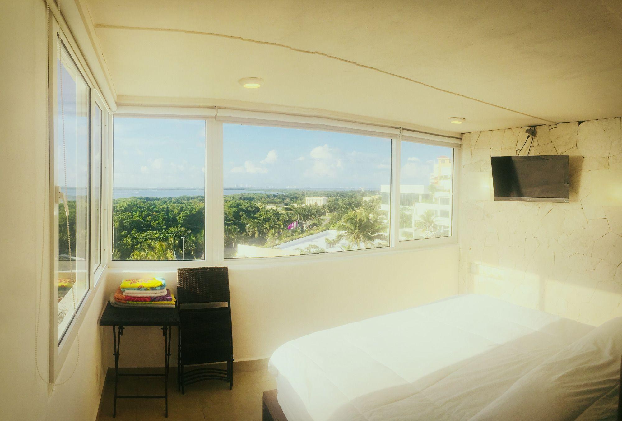 Rodero By Solymar Beach Front Condos In Hotel Zone Cancún Esterno foto